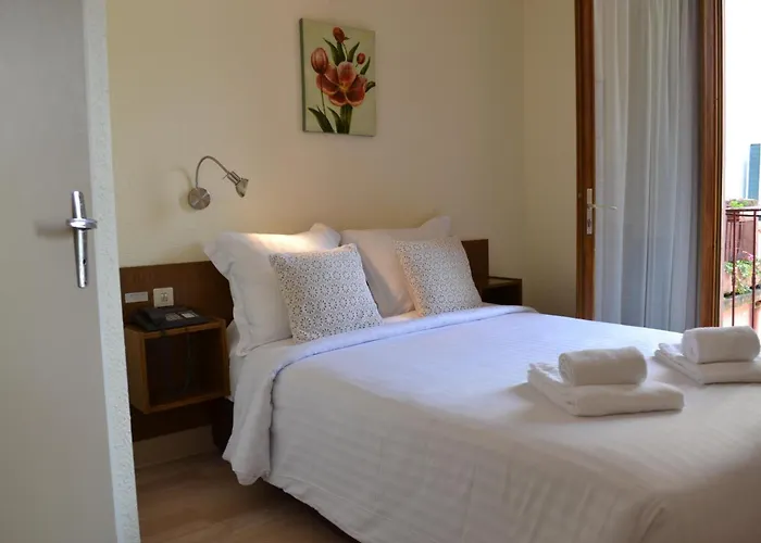 Au Bec Fin Hotel